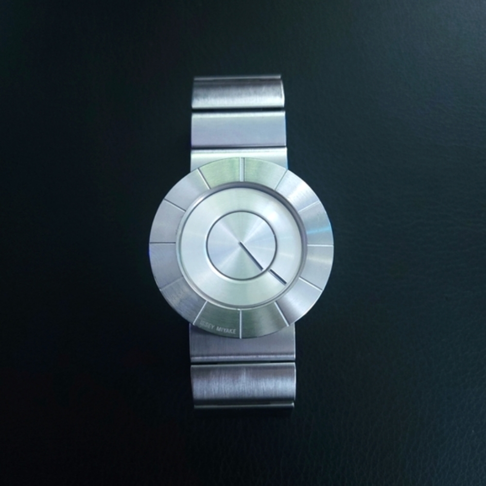 Issey Miyake TO Silver Watch